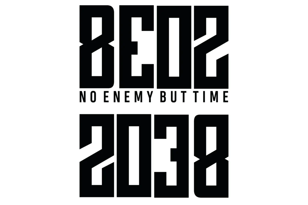 Schwarz-weisses BEOZ-Logo mit dem Motto «NO ENEMY BUT TIME». Um 180 Grad gedreht wird aus BEOZ die Zahl 2038.